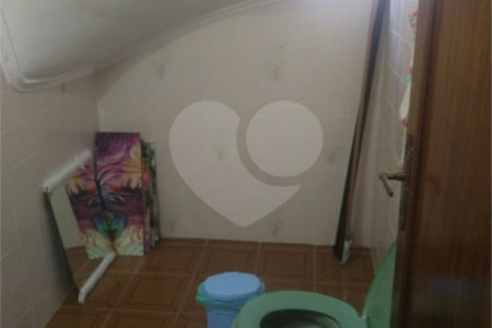 Sobrado à venda com 3 quartos, sendo 1 suíte, em Vila Gustavo, São Paulo, SP