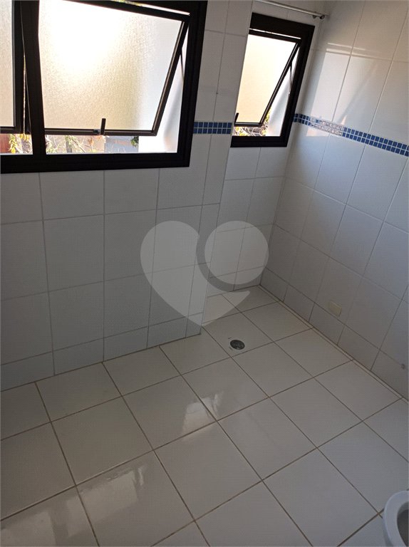 Sobrado à venda com 5 quartos, sendo 4 suítes,  em Rolinópolis, São Paulo, SP