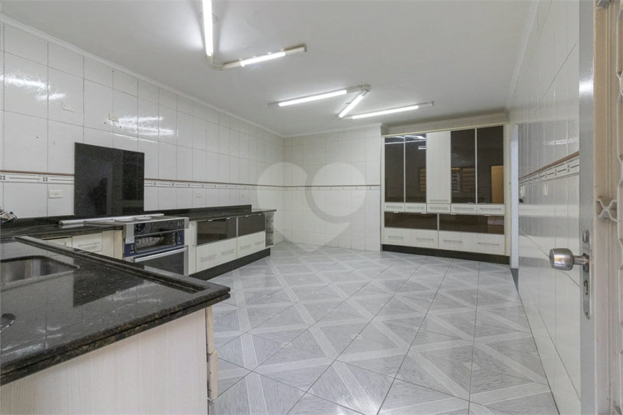 Sobrado à venda com 3 quartos, sendo 1 suíte, em Tremembé, São Paulo, SP