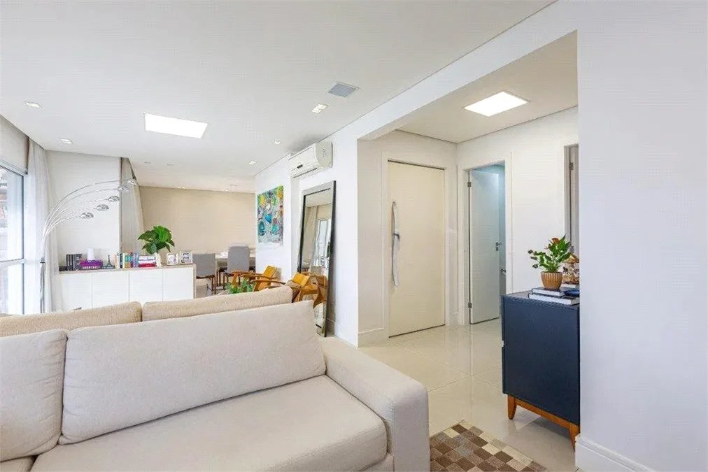 Apartamento à venda com 3 suítes em Vila Romana, São Paulo, SP