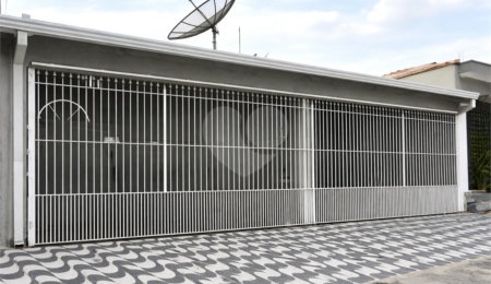 Casa à venda com 3 quartos, sendo 1 suíte,  em Éden, Sorocaba, SP