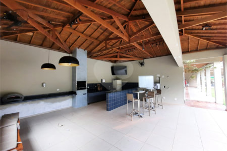 Casa à venda com 3 suítes no condomínio Ecovillagio, São Roque - SP