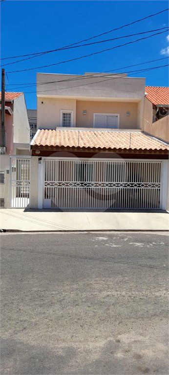 Sobrado à venda com 3 quartos, sendo 2 suítes, em Parque Boa Esperança, Indaiatuba, SP