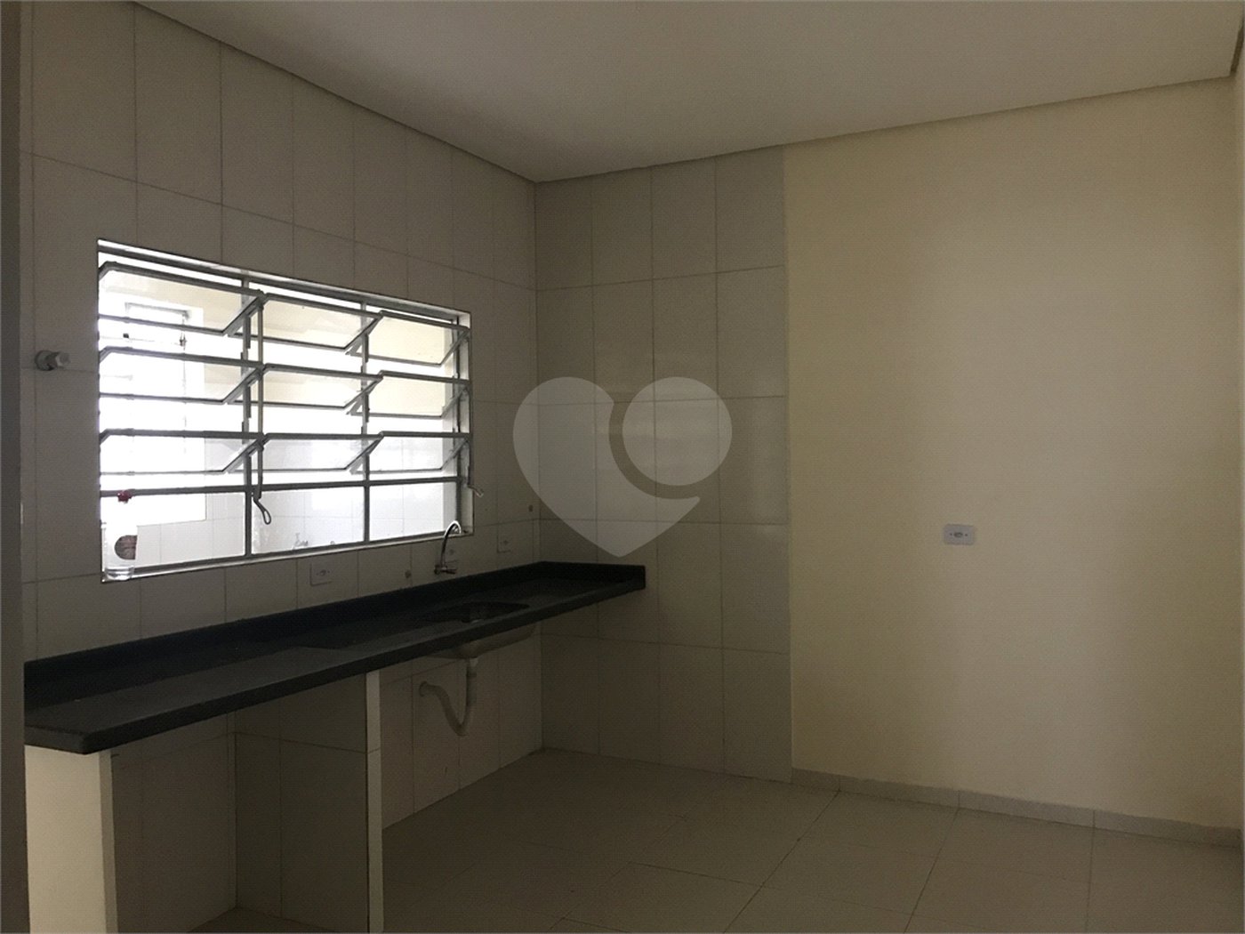 Casa à venda com 4 quartos, sendo 1 suíte, em Santana, São Paulo, SP
