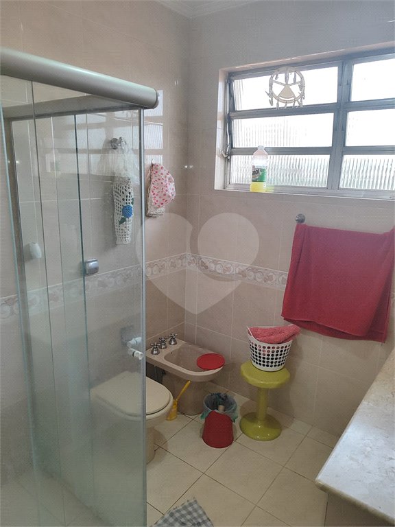 Casa à venda com 4 quartos, sendo 2 suítes, no condomínio Chácara das Rosas, São Paulo - SP