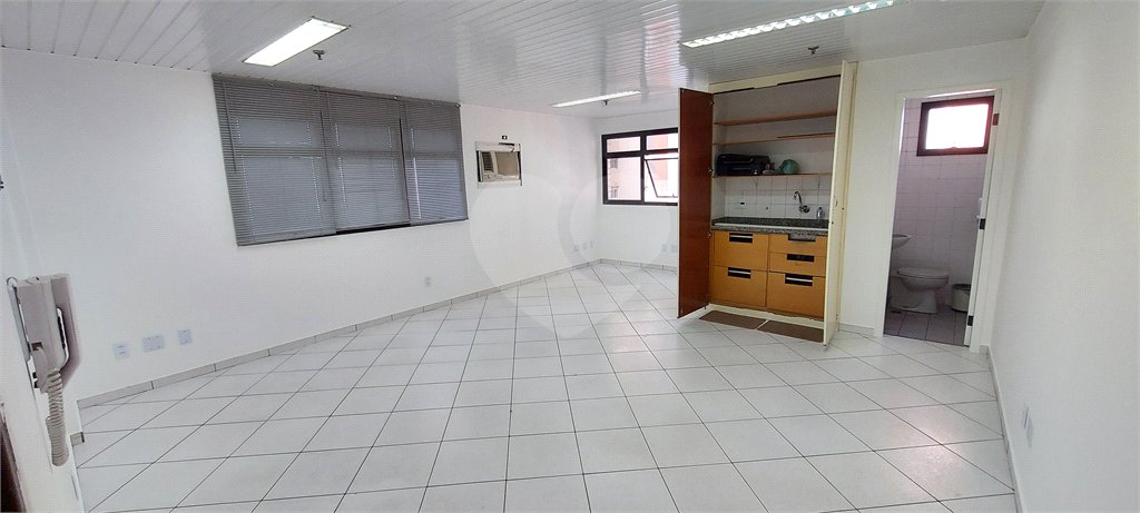 Sala à venda em Vila Guarani (z Sul), São Paulo, SP