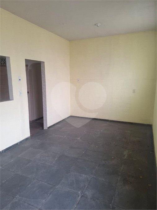 Casa à venda com 8 quartos em Campo Grande, Rio de Janeiro, RJ