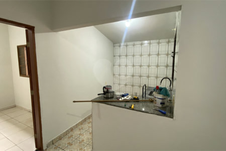 Casa para alugar com 2 quartos, sendo 1 suíte,  em Vila Carolina, Itapetininga, SP