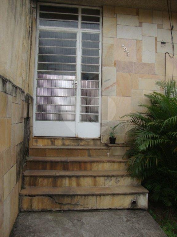 Sobrado à venda com 3 quartos, sendo 1 suíte,  em Parque Peruche, São Paulo, SP