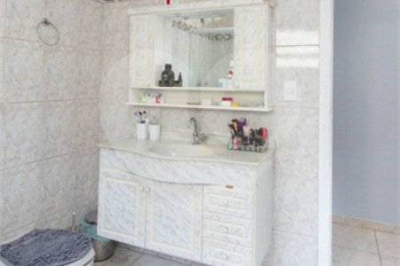 Sobrado à venda com 3 quartos, sendo 1 suíte, em Vila Curuçá, São Paulo, SP