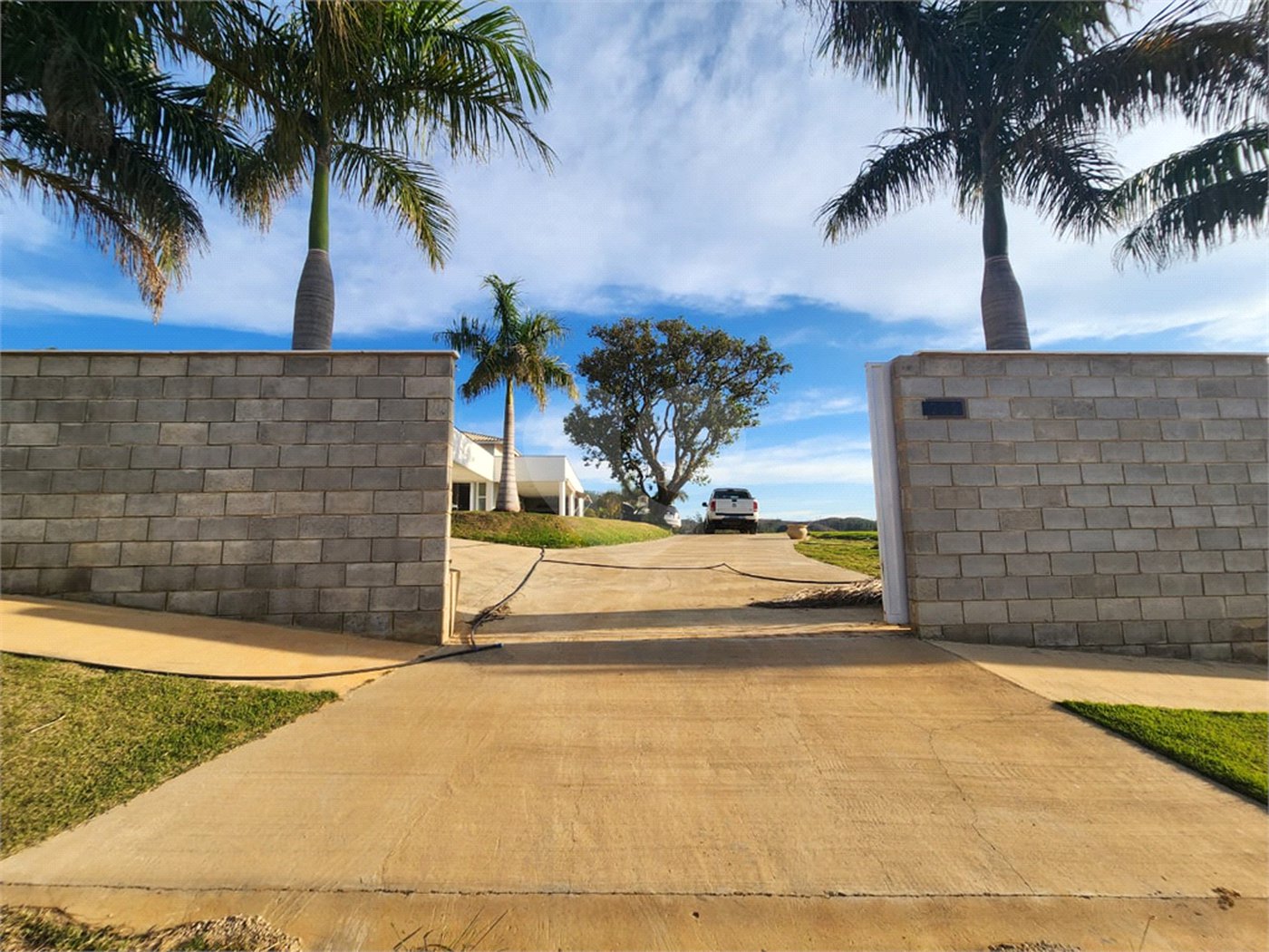 Casa de Vila à venda com 3 suítes em Inhayba, Sorocaba, SP