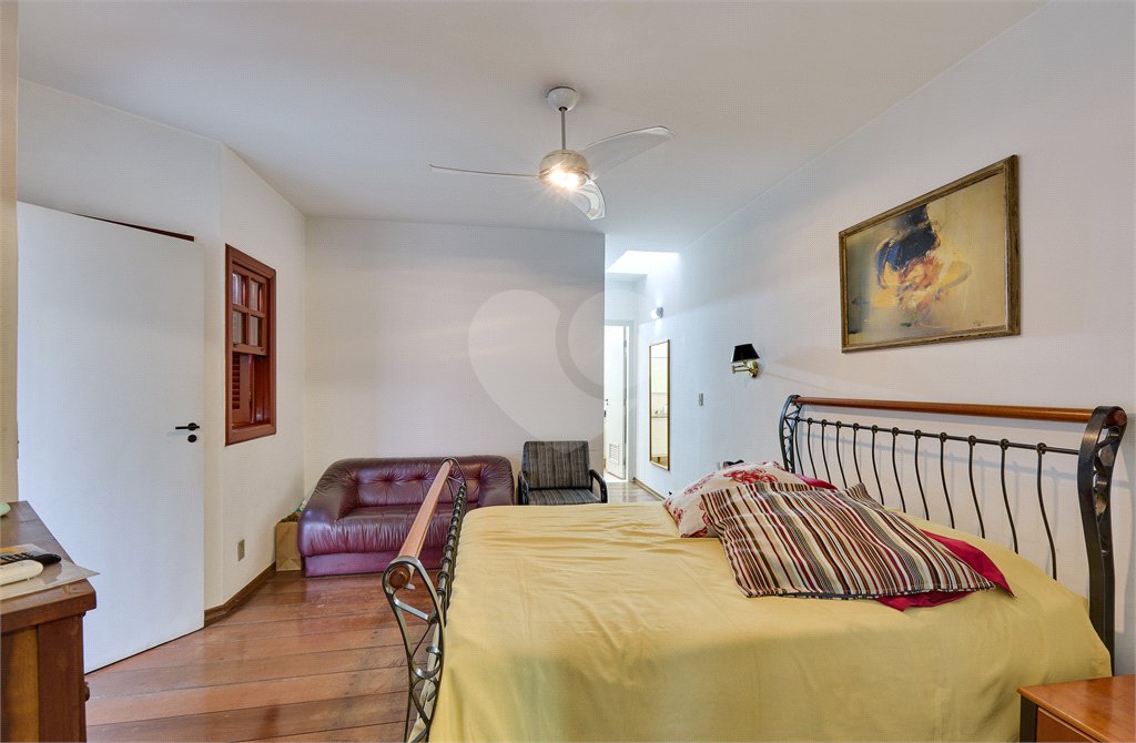 Casa de Vila à venda com 3 quartos, sendo 2 suítes, em Granja Julieta, São Paulo, SP