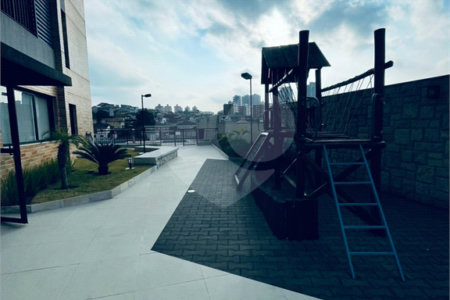 Apartamento à venda com 1 quarto em Jardim D'abril, Osasco, SP