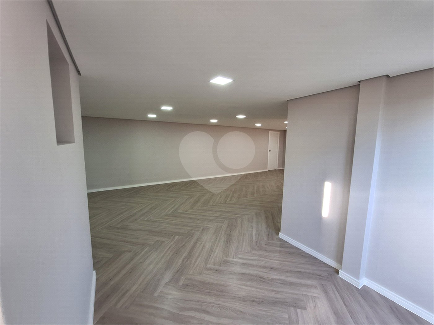 Casa à venda com 3 suítes no condomínio Aruã Brisas, Mogi das Cruzes - SP