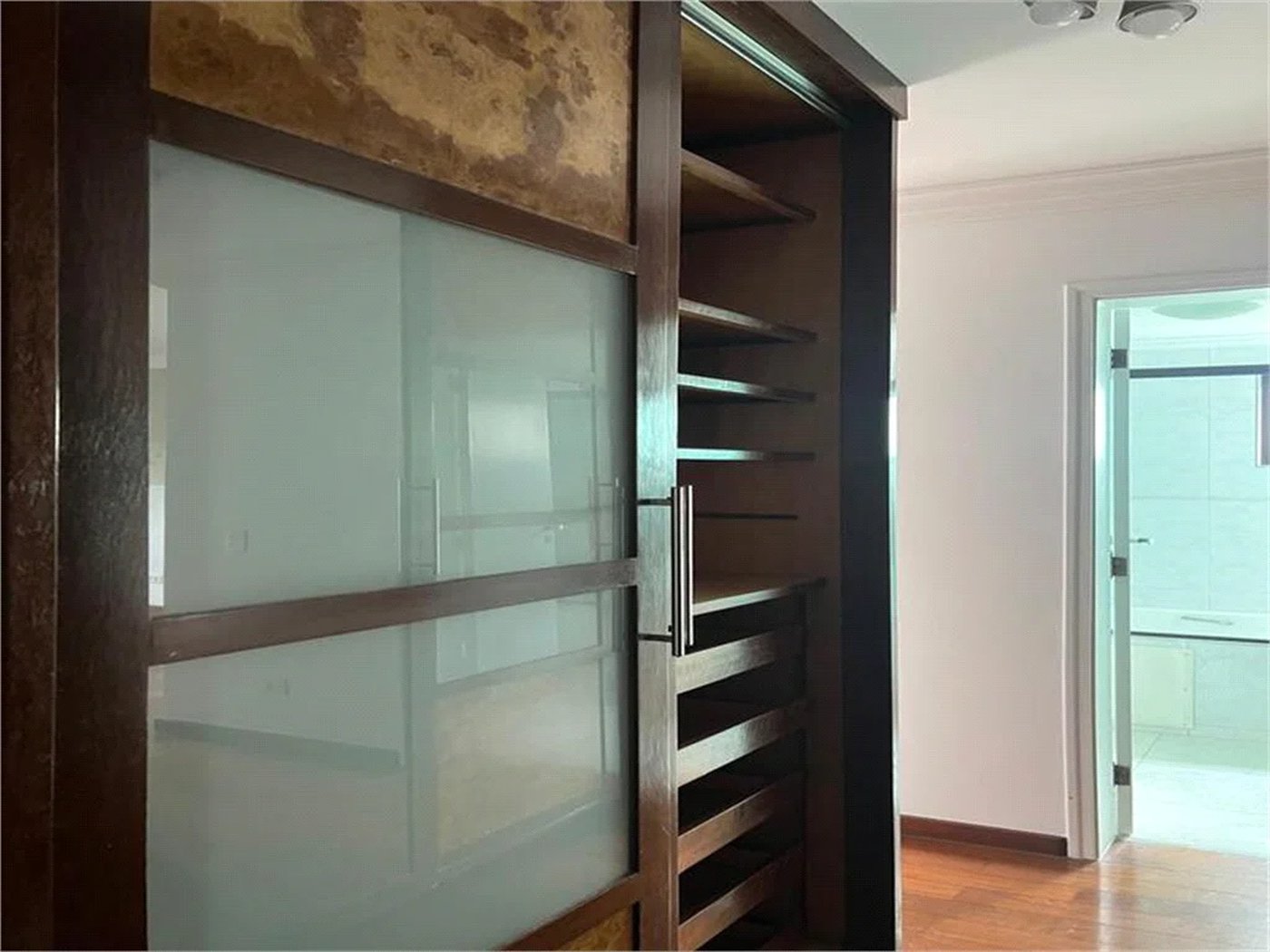 Apartamento à venda com 4 quartos, sendo 2 suítes, em Paraisópolis, São Paulo, SP