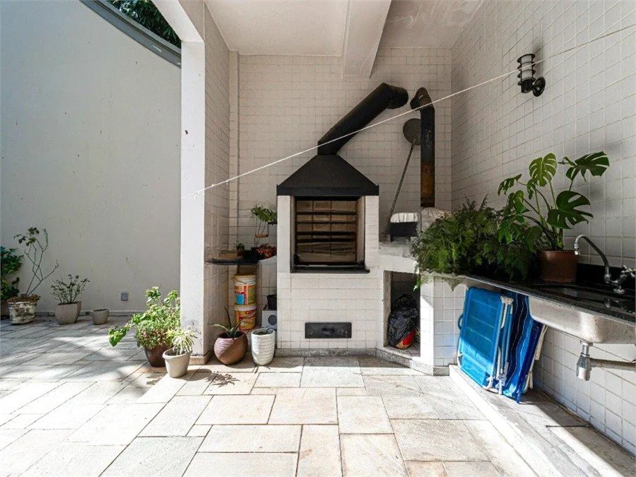 Casa à venda com 4 suítes em Morumbi, São Paulo, SP