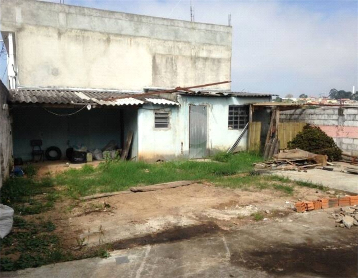 Terreno à venda em Vila Júlia, Poá, SP