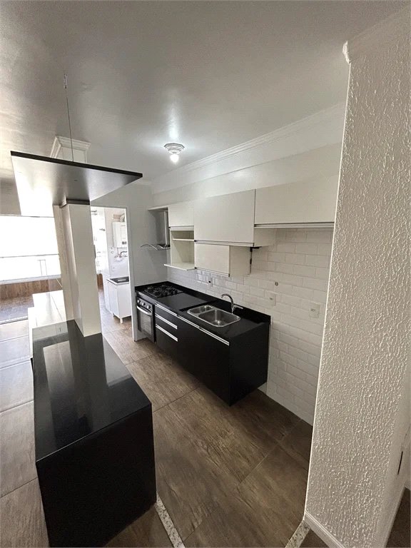 Apartamento à venda com 3 quartos, sendo 1 suíte,  em Jardim Umarizal, São Paulo, SP