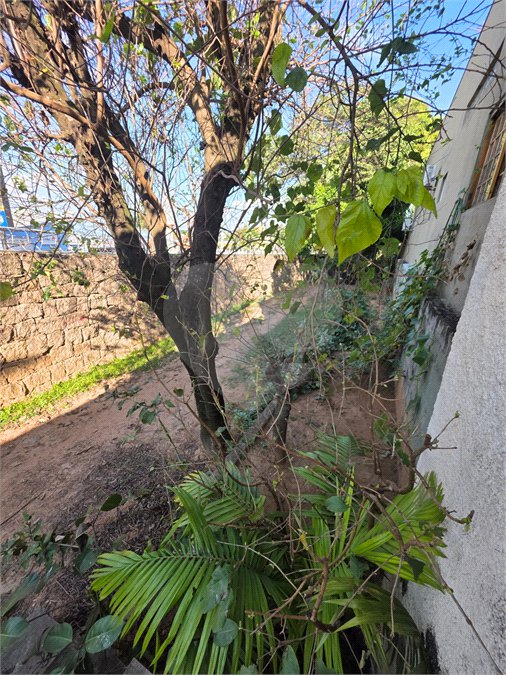 Casa à venda com 3 quartos, sendo 1 suíte, no condomínio Estância Marambaia, Vinhedo - SP