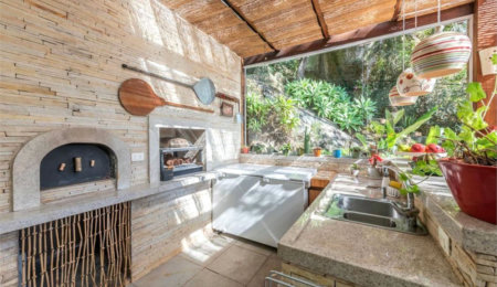 Casa à venda com 4 quartos, sendo 3 suítes,  em Residencial Parque Itapetinga, Atibaia, SP