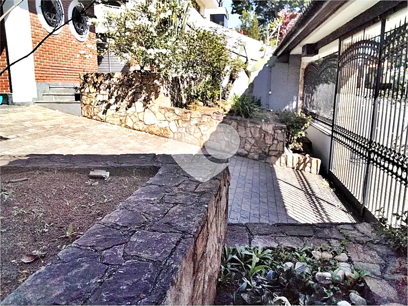 Sobrado à venda com 4 quartos, sendo 2 suítes, em Jardim São Bento, São Paulo, SP