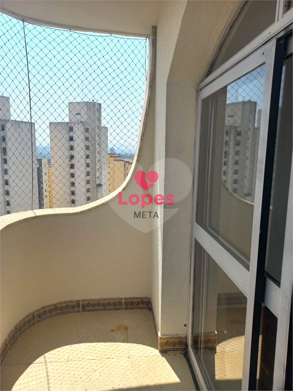 Apartamento à venda com 4 quartos, sendo 2 suítes,  em Vila Adyana, São José dos Campos, SP