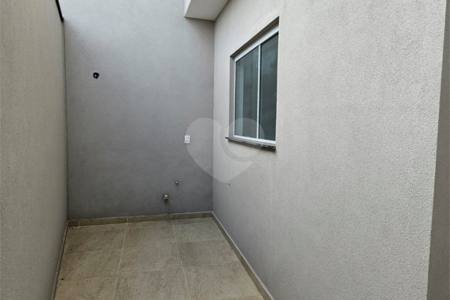 Sobrado à venda com 3 quartos, sendo 1 suíte, em Vila Romero, São Paulo, SP