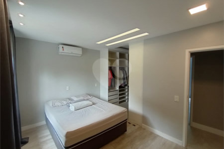 Casa à venda com 3 quartos, sendo 1 suíte, no condomínio Fazenda Cantagalo, Rio de Janeiro - RJ