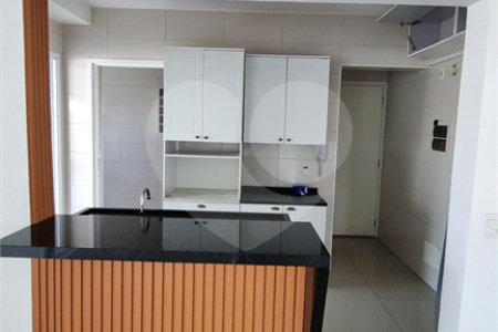 Apartamento à venda com 3 suítes em Santa Teresinha, São Paulo, SP