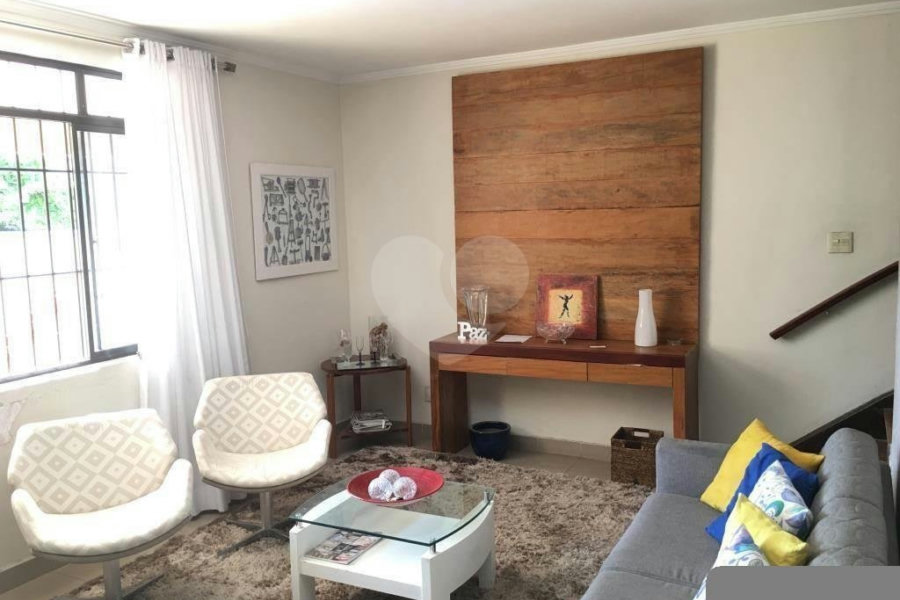 Sobrado à venda com 3 quartos, sendo 1 suíte, em Tremembé, São Paulo, SP