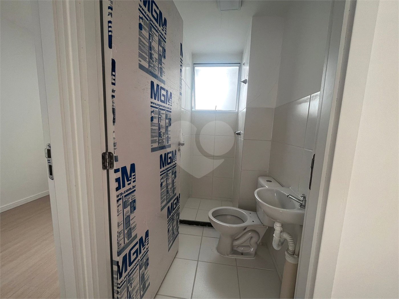 Apartamento à venda com 2 quartos em Guaratiba, Rio de Janeiro, RJ