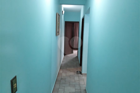 Sobrado à venda com 3 quartos, sendo 1 suíte,  em Jardim Oriental, São Paulo, SP