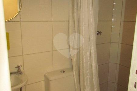 Casa de Vila à venda com 4 quartos, sendo 1 suíte, em Chácara Monte Alegre, São Paulo, SP