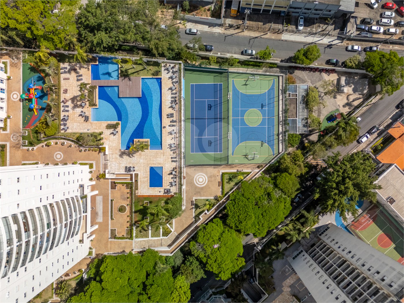 Apartamento à venda com 3 quartos, sendo 2 suítes, em Jardim Marajoara, São Paulo, SP