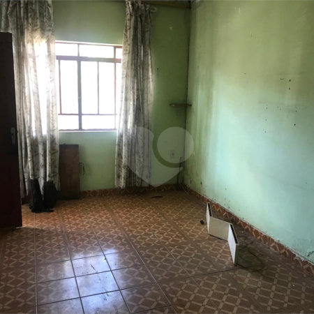 Casa à venda com 2 quartos em Vila Vitório Mazzei, São Paulo, SP