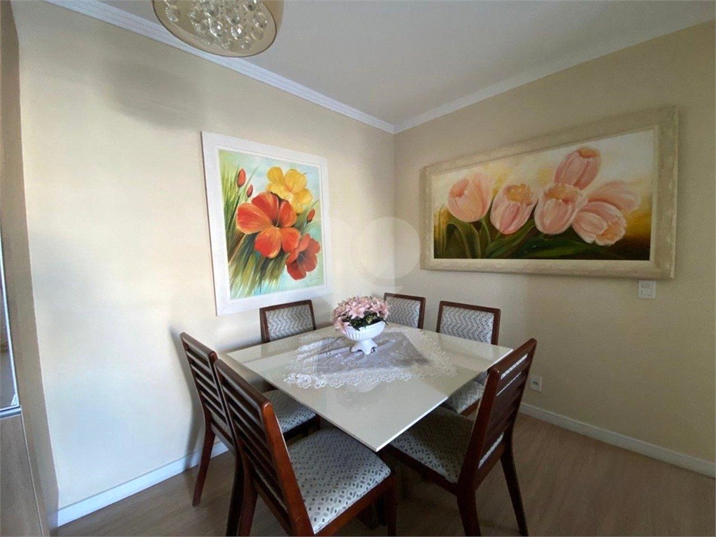 Apartamento à venda com 2 quartos, sendo 1 suíte,  em Aparecidinha, Sorocaba, SP