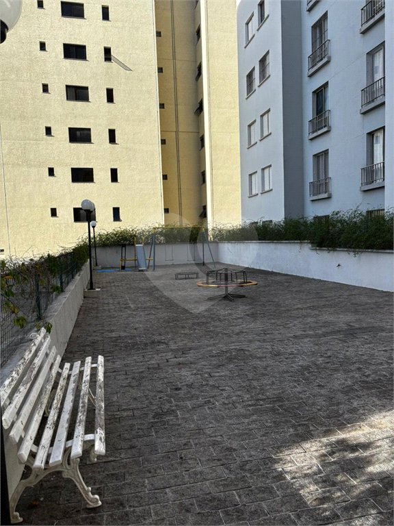 Apartamento à venda com 3 quartos em Caxingui, São Paulo, SP