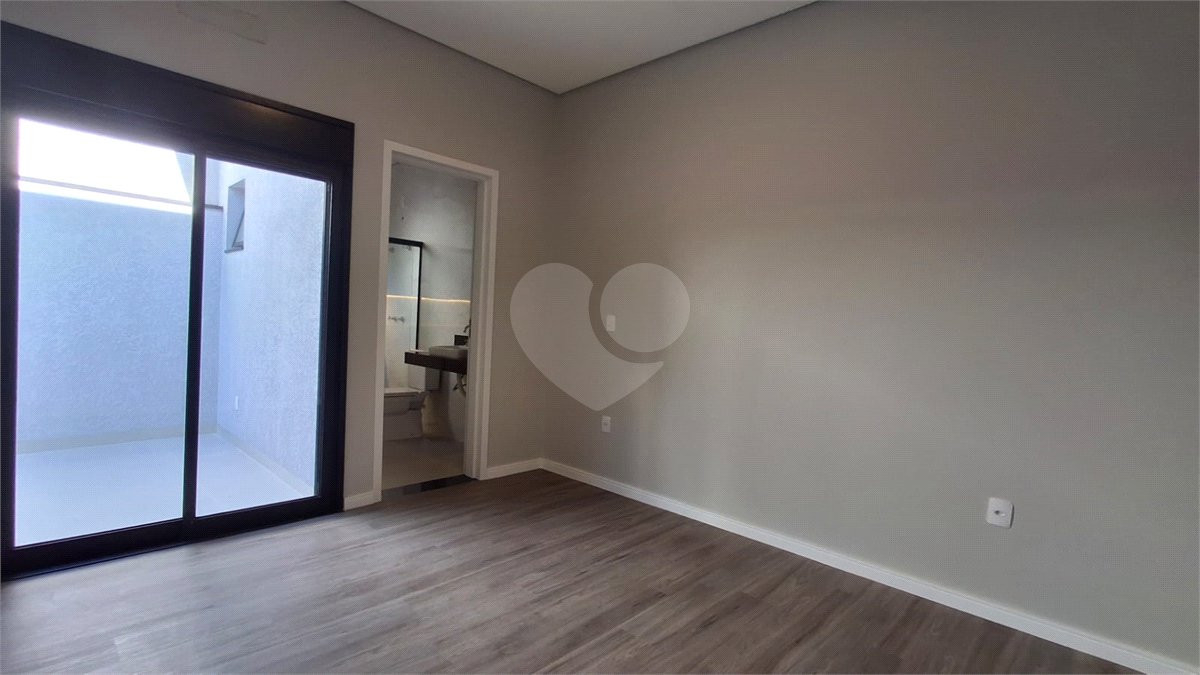 Casa à venda com 3 quartos, sendo 1 suíte, no condomínio Jardim Residencial Villagio Ipanema I, Sorocaba - SP