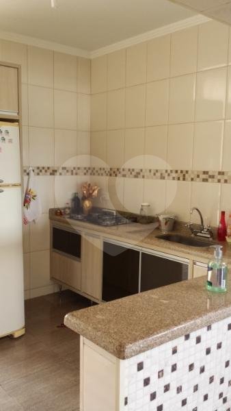 Chácara à venda com 2 suítes no Centro, Araçoiaba da Serra, SP