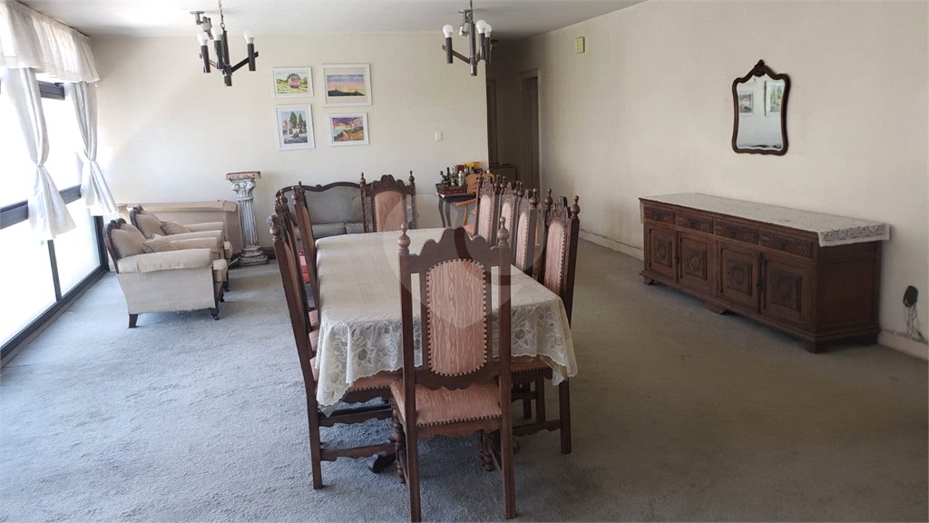 Apartamento à venda com 3 quartos, sendo 1 suíte, em Pinheiros, São Paulo, SP
