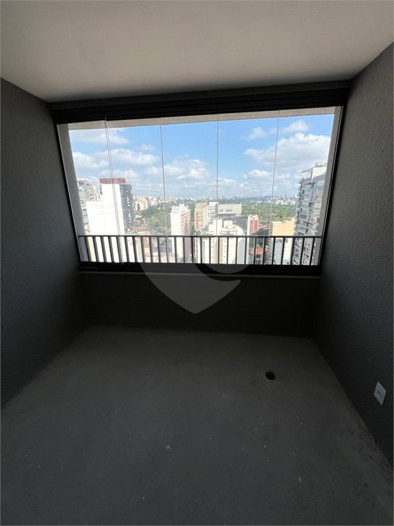 Apartamento à venda com 3 suítes em Pinheiros, São Paulo, SP