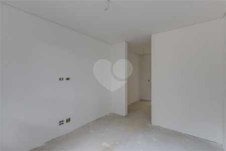Casa à venda com 4 suítes no condomínio Garda, São Paulo - SP