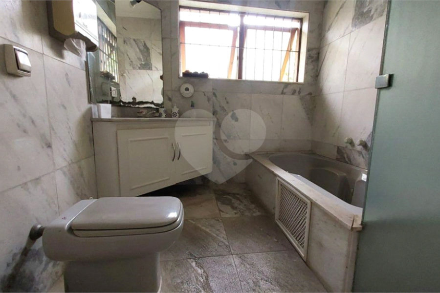 Casa à venda com 4 quartos, sendo 2 suítes,  em Vila Mascote, São Paulo, SP