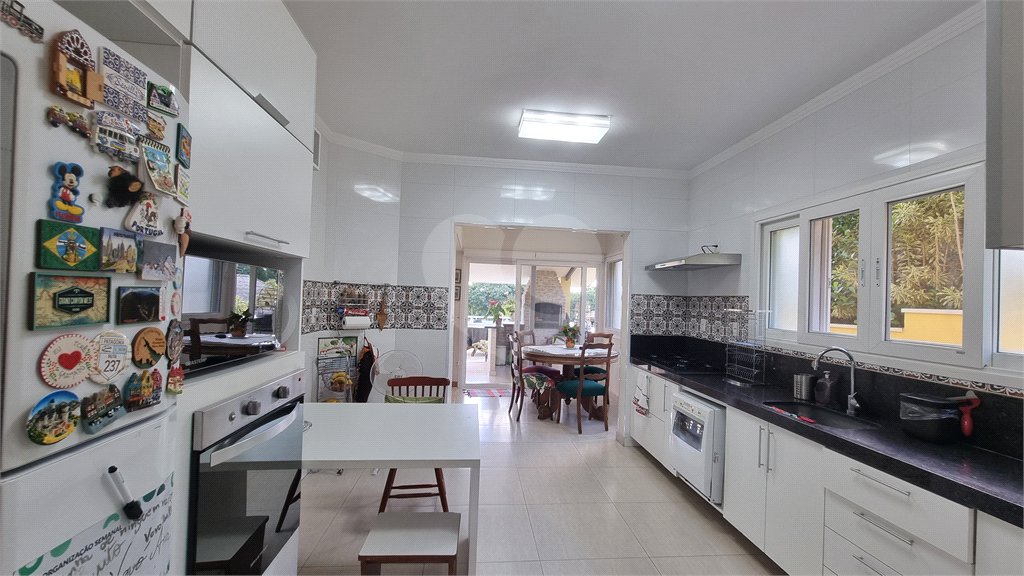 Casa à venda com 3 quartos, sendo 1 suíte,  no condomínio Vivendas do Lago, Sorocaba - SP
