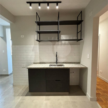Apartamento à venda com 3 quartos, sendo 1 suíte, em Pinheiros, São Paulo, SP