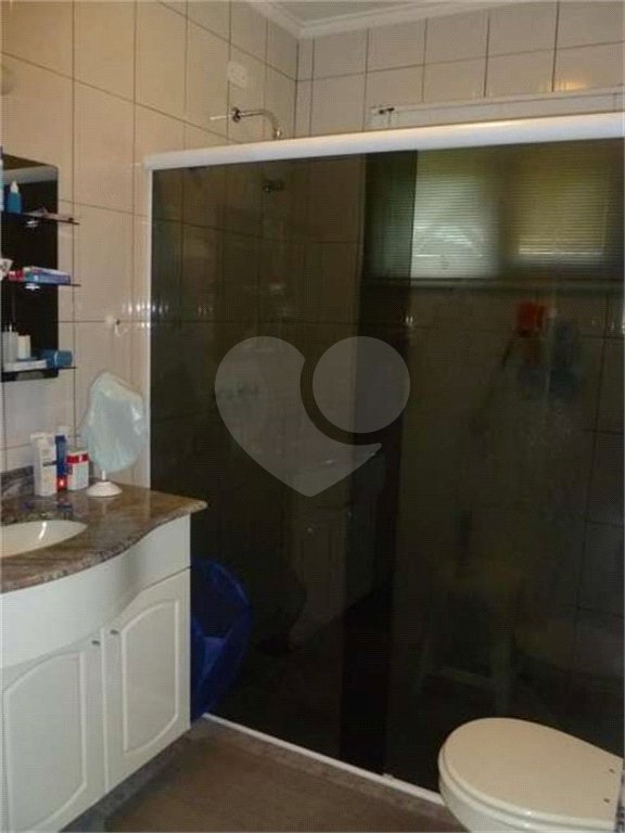 Casa à venda com 3 quartos, sendo 1 suíte, no condomínio Vivenda das Vinhas, Vinhedo - SP