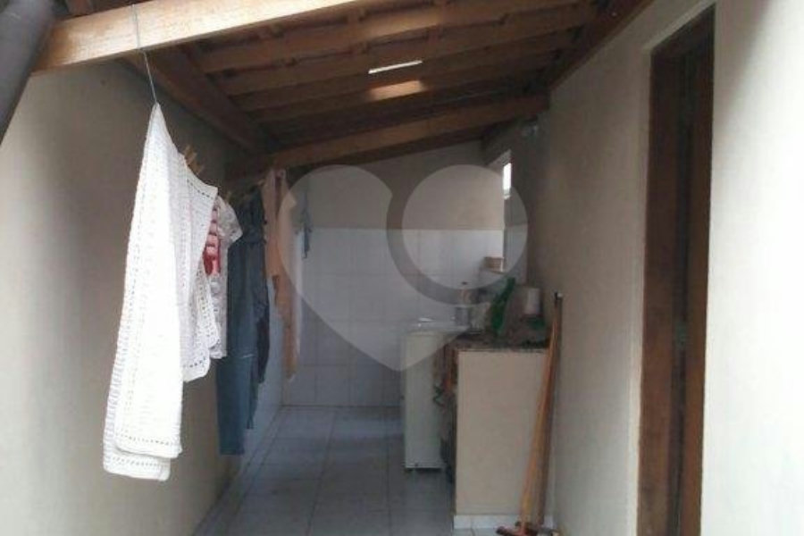 Casa à venda com 2 quartos, sendo 1 suíte,  em Jardim City, Guarulhos, SP