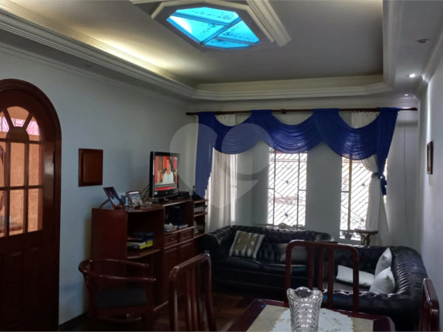 Sobrado à venda com 3 quartos em Tremembé, São Paulo, SP
