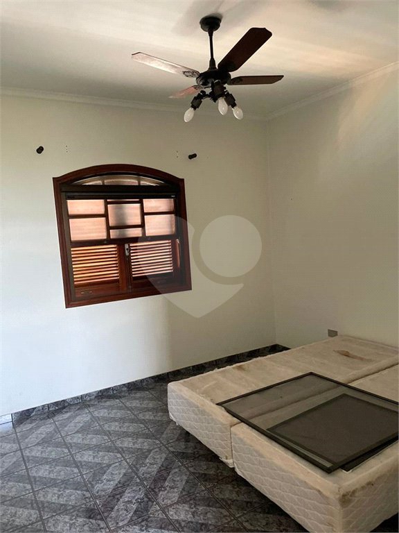 Casa à venda ou para alugar com 5 quartos, sendo 1 suíte, no condomínio Zuleika Jabour, Salto - SP