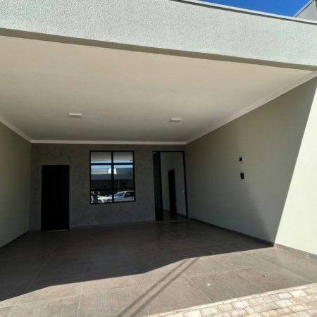 Casa à venda com 3 suítes em Três Lagoas, MS